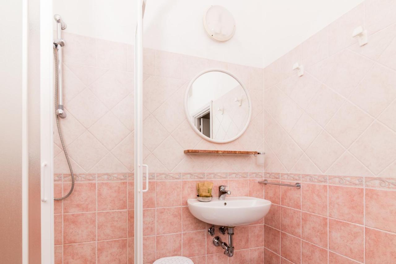 Hotel Lydia Cervia Eksteriør billede