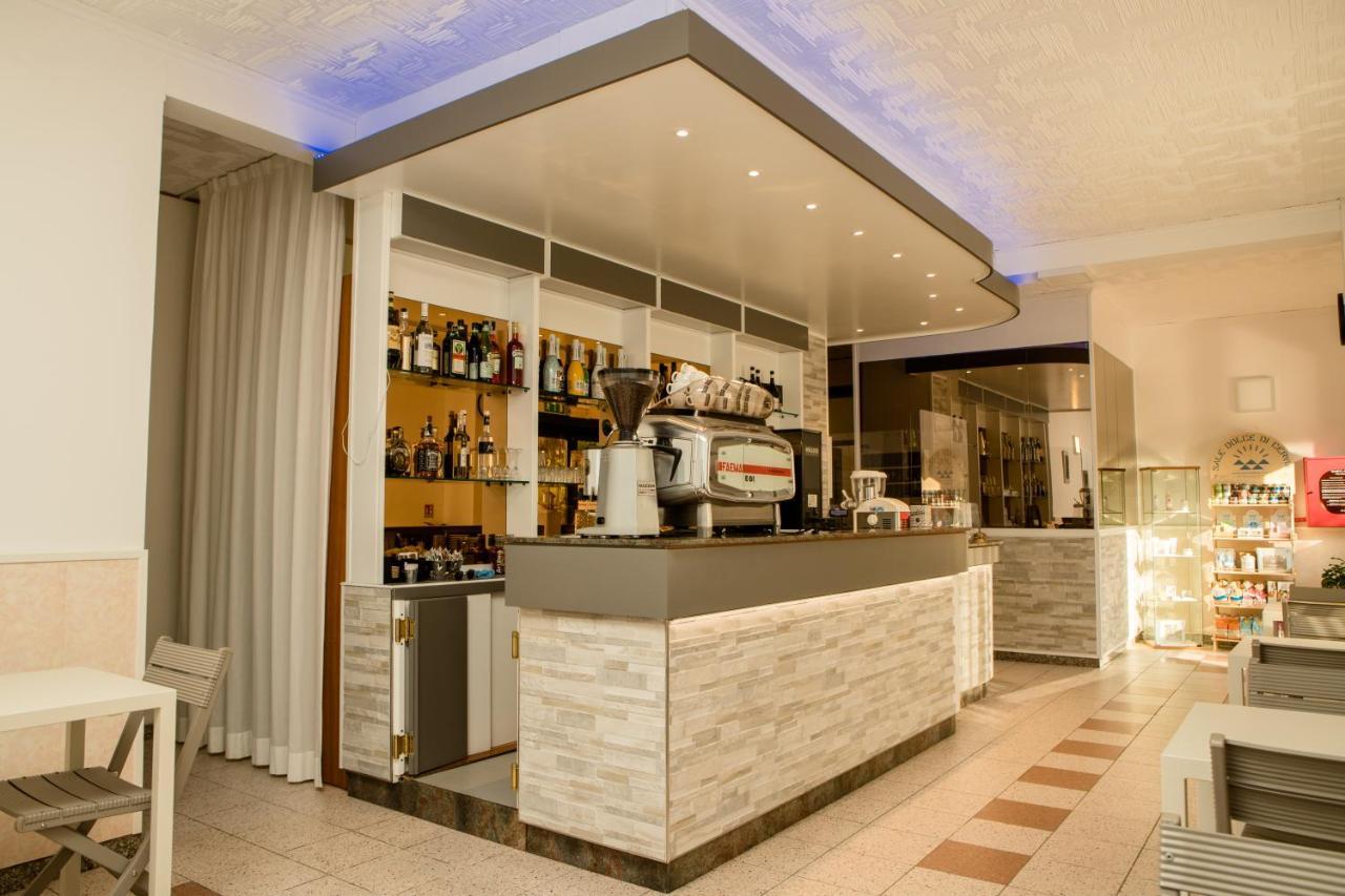 Hotel Lydia Cervia Eksteriør billede